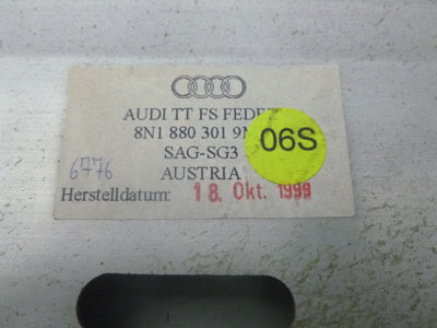 2000 Audi TT Mk1 / 8N - Drivers Dash Access Panel Knee Bar 8N18803013
